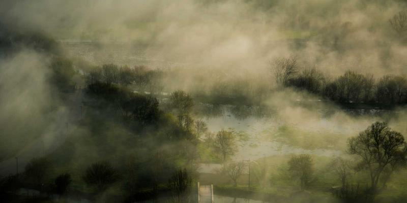 阿诺金33：解锁米色与深棕色的北欧风穿搭密码