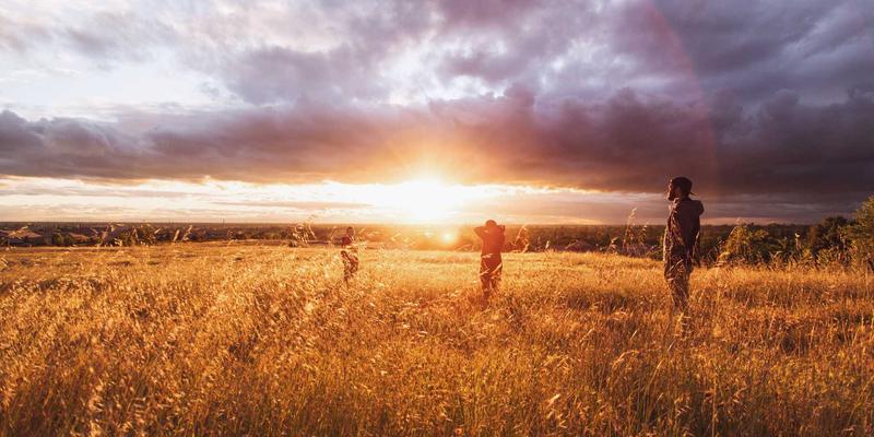 阿诺金42：解锁米色穿搭的绿色时尚密码