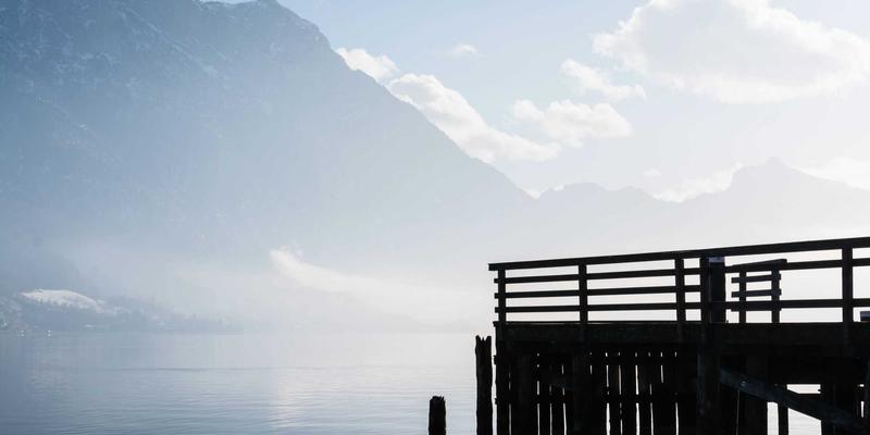 阿诺金93：以简约美学重塑日常穿搭的时尚哲学